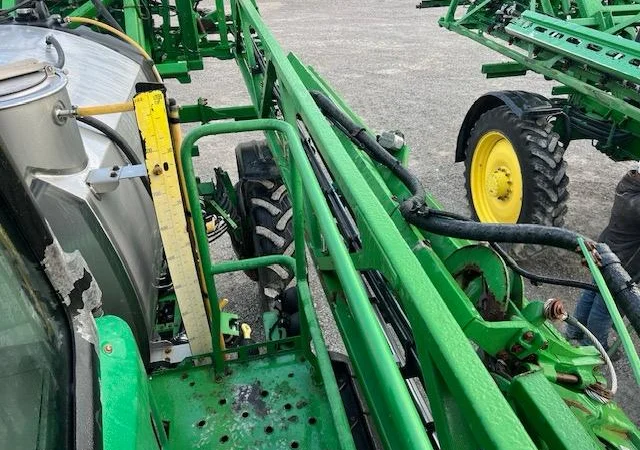 Обприскувач самохідний John Deere 4030R (2015) - фото № 4