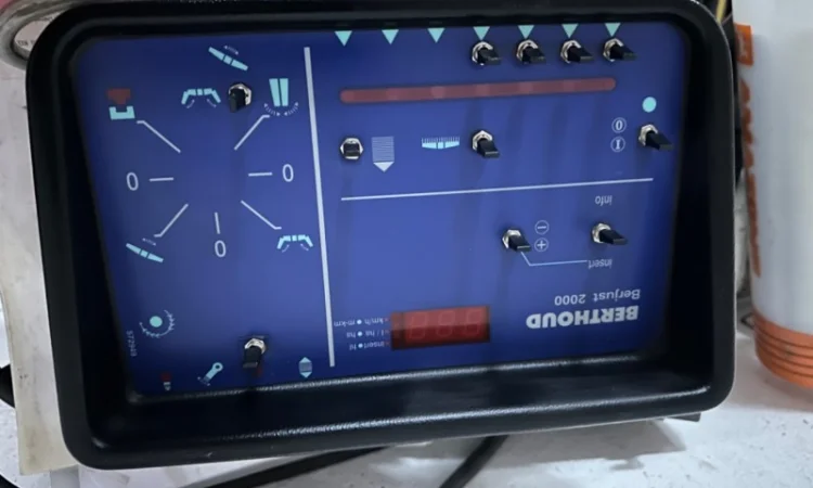 Оприскувач Berthoud Elite 1200 2008 21 м - фото № 6