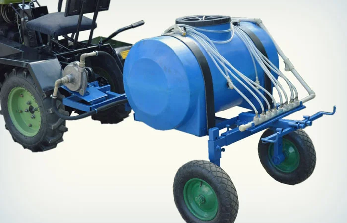 Опрыскиватель для мототрактора 150 л. С помпой и ремнем - фото № 2