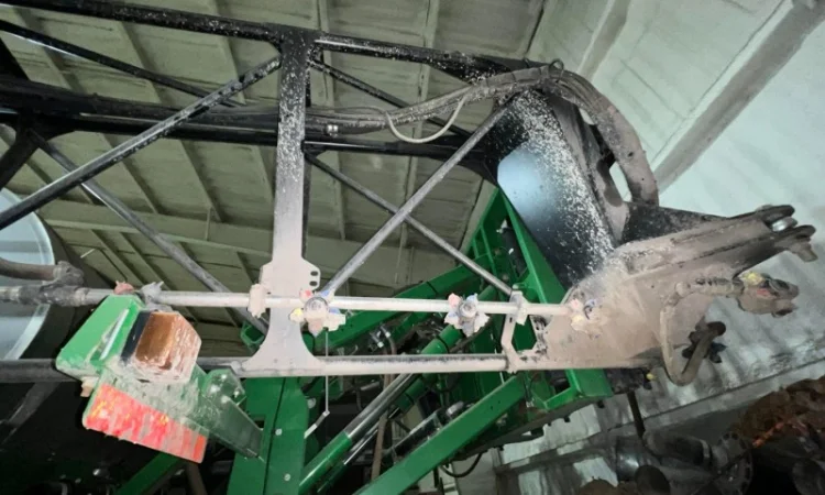 Обприскувач John Deere 4940 - фото № 7