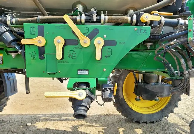 Обприскувач John Deere 4038 - фото № 7