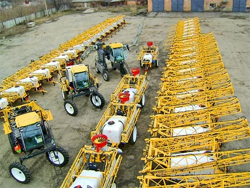 В продаже полевые опрыскиватели БогуслаВ - фото № 1