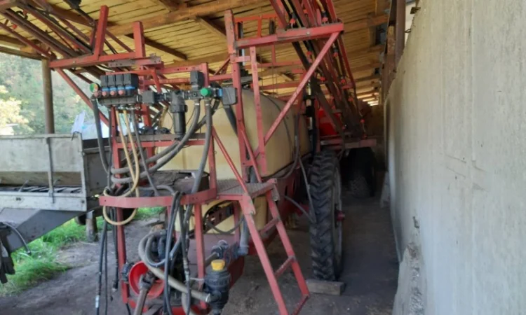 Опрыскиватель Hardi 18м - фото № 3