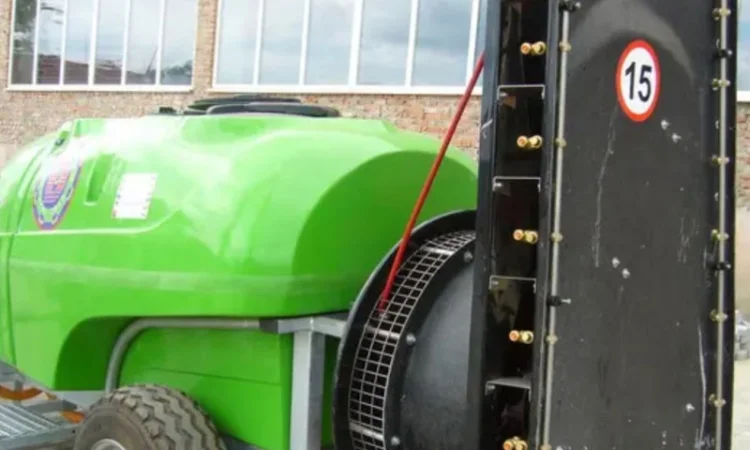 Продам садовый опрыскиватель на 2000 литров Прицепной Родос-2000 - фото № 4