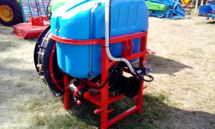 Опрыскиватель садовый Wirax 400, 600, 800 л Італія - фото № 1