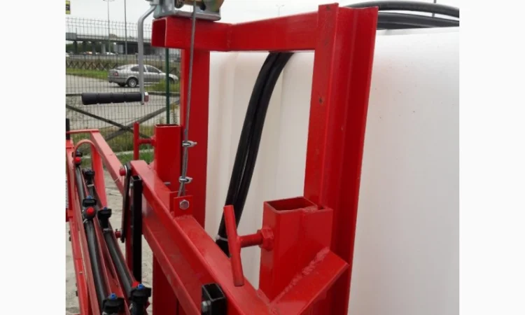 Навісний обприскувач ОП-800 л для внесення пестицидів штанга 12 м - фото № 10