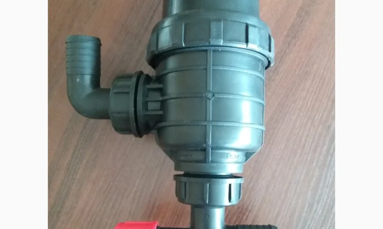 Фильтр всасывающий на навесной опрыскватель фирмы Agroplast (Польша) - фото № 1