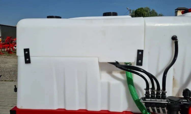 Обприскувач для захисту рослин ОП-1000 л штанга 16 м - фото № 3