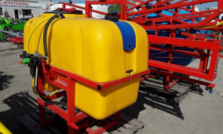 Навісний обприскувач 600 л штанга 14 м для внесення пестицидів - фото № 2