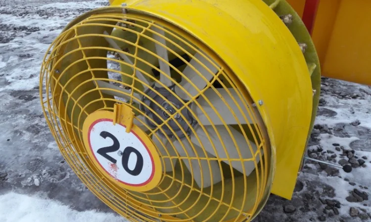 Садовий навісний обприскувач 800 л - фото № 15