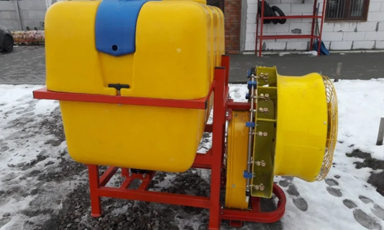 Садовий навісний обприскувач 800 л - фото № 14