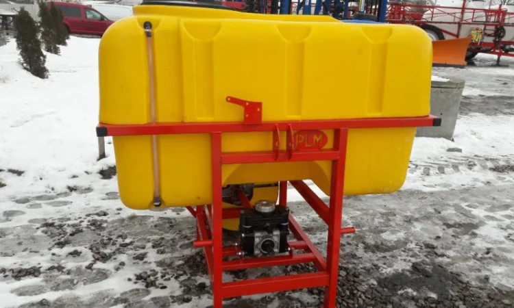 Садовий навісний обприскувач 800 л - фото № 13