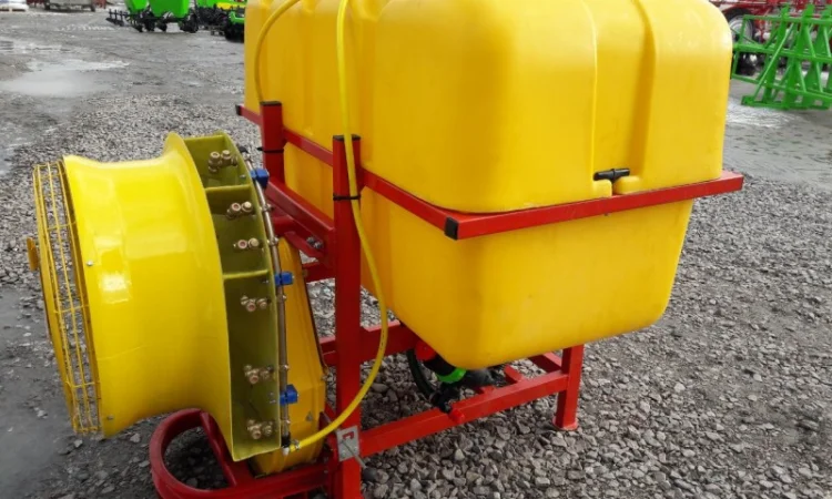 Садовий навісний обприскувач 800 л - фото № 12