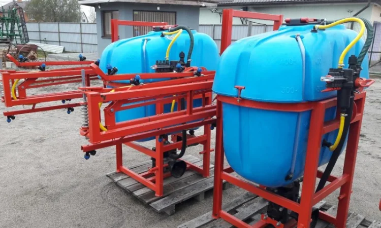 Навісний обприскувач 400 л для внесення пестицидів штанга 12 м - фото № 2