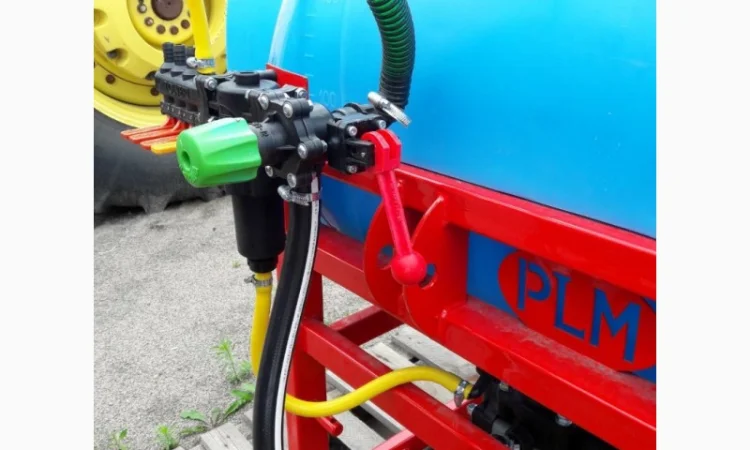 Навісний обприскувач 200 л для внесення пестицидів штанга 10 м - фото № 13