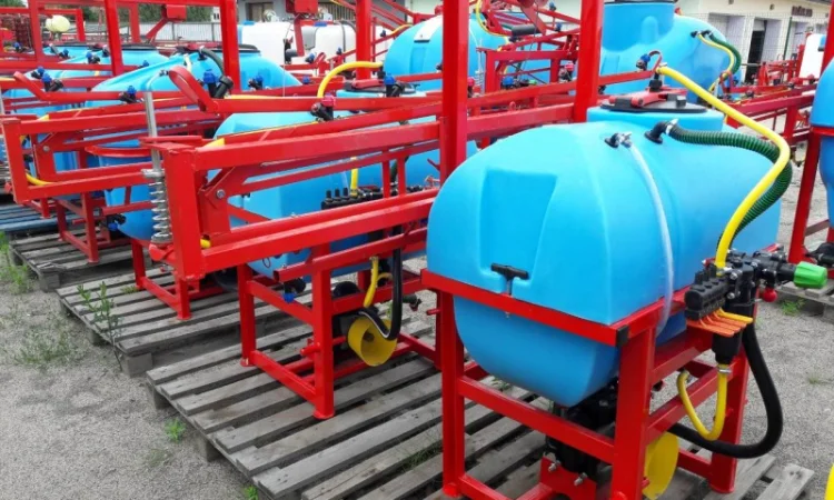 Навісний обприскувач 200 л для внесення пестицидів штанга 10 м - фото № 4