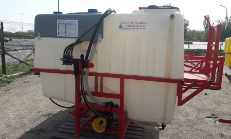 Навісний обприскувач ОП-1000 л штанга 16 м - фото № 1