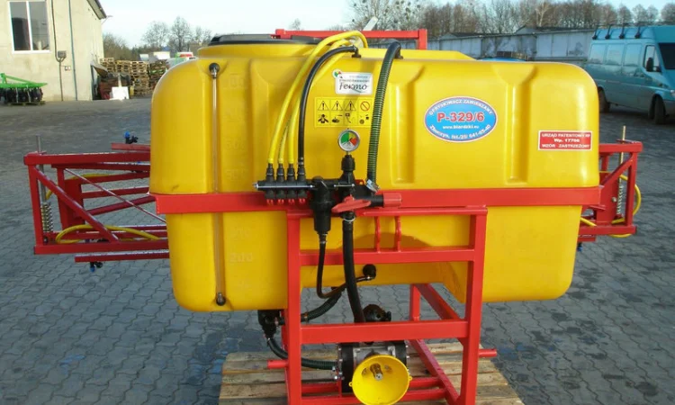 Продам опрыскиватель навесной 800 литров 12, 14, 16 метров штанга со стабилизацией - фото № 2