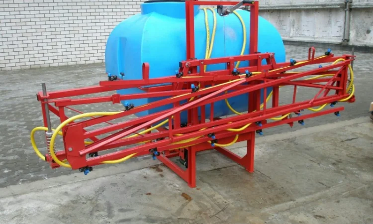 Продам опрыскиватель навесной 1000 литров 14, 16 метров штанга со стабилизацией - фото № 2