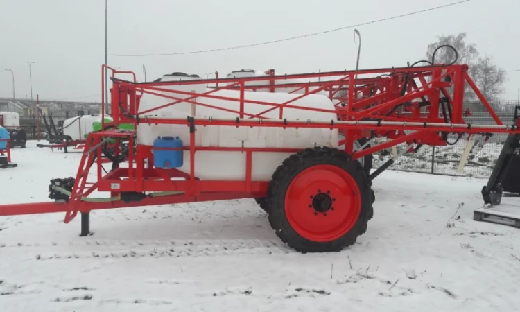 Обприскувач від виробника ОСШ 2000, 2500 л штанга 18 м - фото № 1