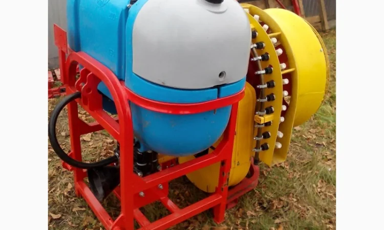 Обприскувач для садів та виноградників 200 л - фото № 1