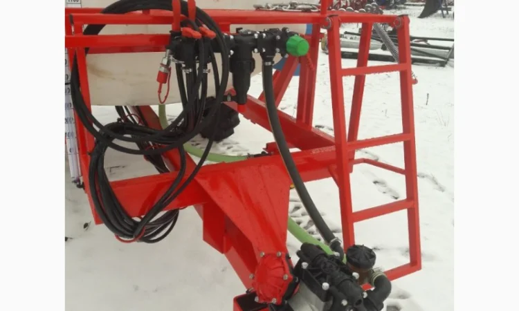 Польовий штанговий обприскувач ОСШ 2000, 2500 л штанга 18 м - фото № 9