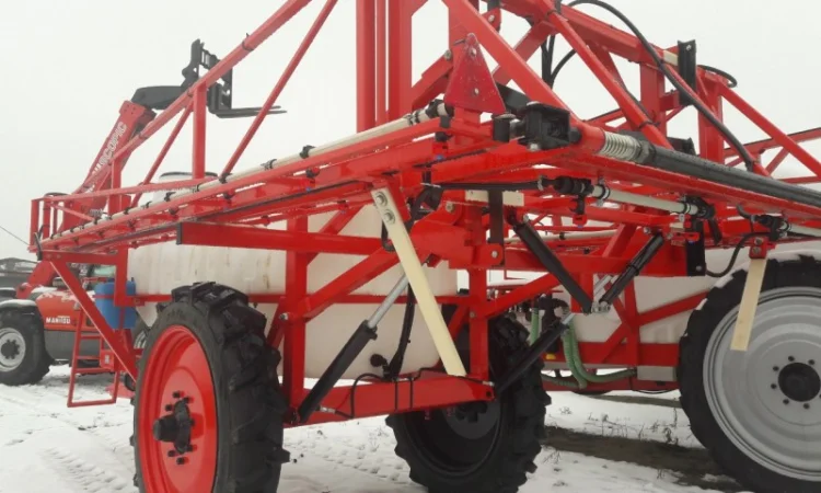 Польовий штанговий обприскувач ОСШ 2000, 2500 л штанга 18 м - фото № 6