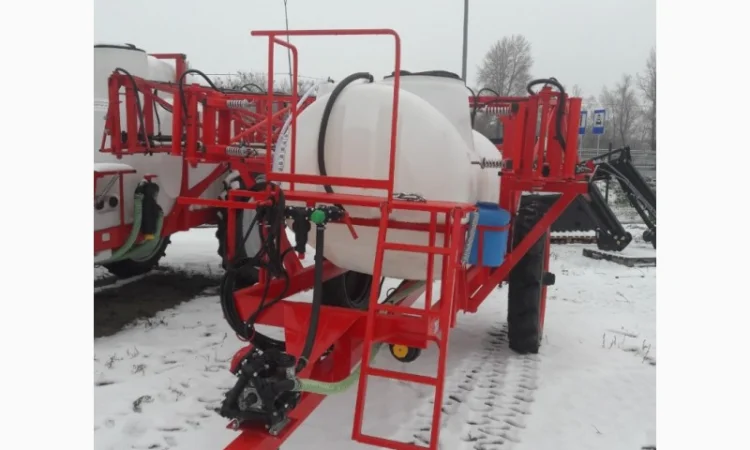 Обприскувач штанговий ОСШ 2000, 2500 л штанга 18 м - фото № 1