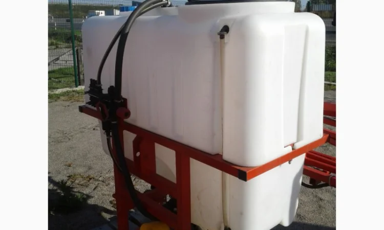 Оприскувачі з баком 400 л Польща - фото № 5