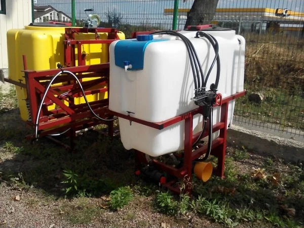Опрыскиватель навесной 600 л штанга 12 м - фото № 2