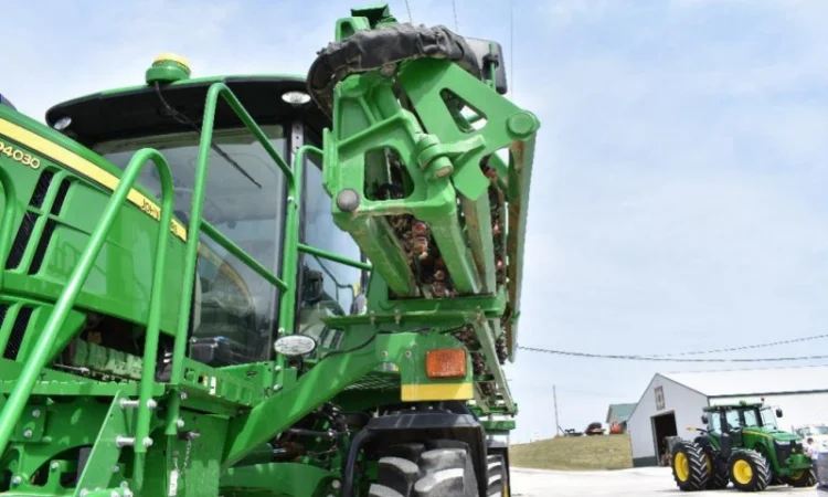 Б/у опрыскиватель John Deere R4030 (4730) - фото № 5