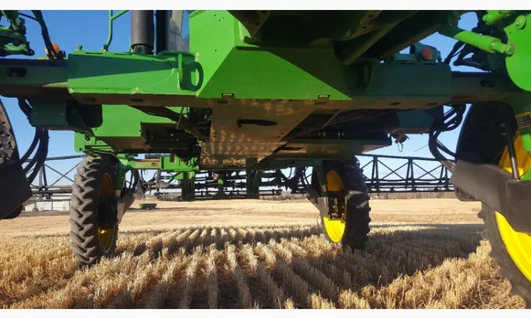 Опрыскиватель John Deere 4730 из США Состояние нового - фото № 11