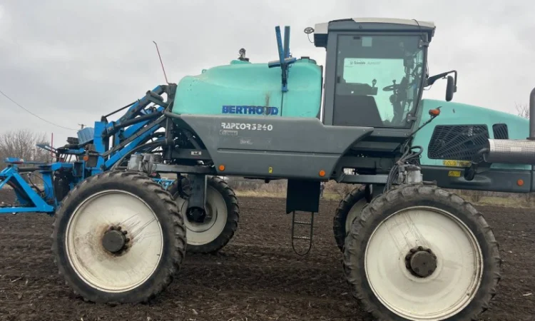 Опрыскиватель самоходный Berthoud RAPTOR 3240 - фото № 8