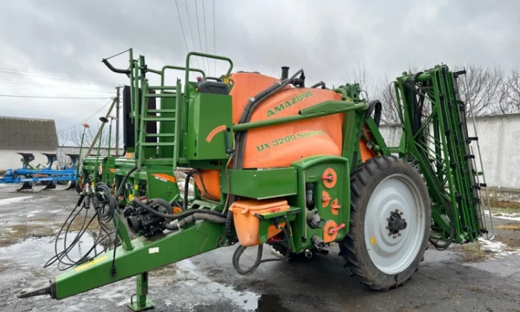 Amazone UX 3200 special isobas 2017 року 24 м - фото № 1