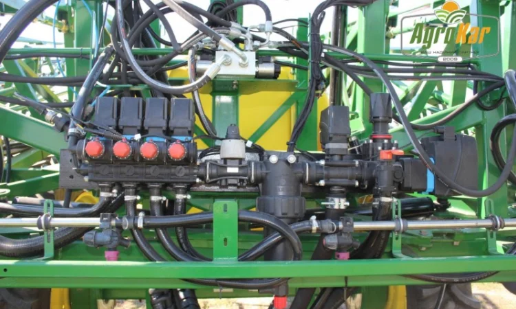 Обприскувач John Deere 740 (614) - 28 метрів - фото № 2