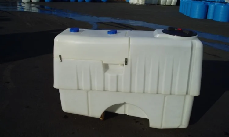 Емкость для навесных опрыскивателей Agro 1000 - фото № 1