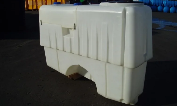 Емкость для навесного опрыскивателя AGRO 1000 - ТМ «Укрхiмпласт» - фото № 2