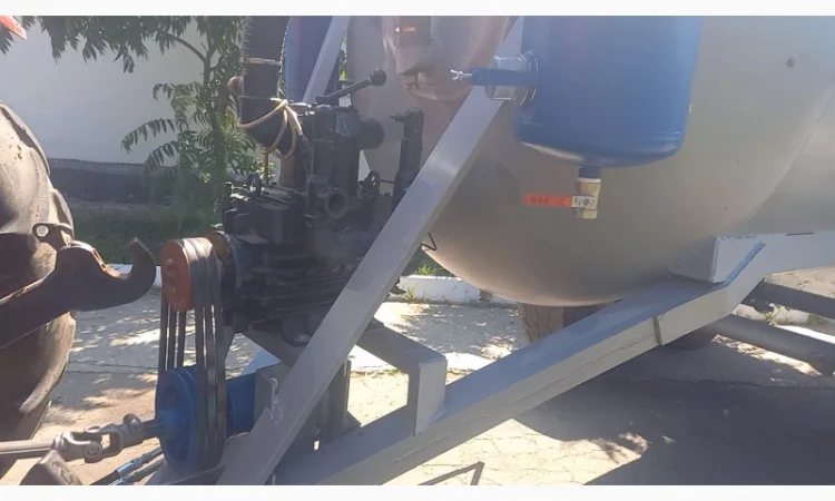 Бочка навозу МЖТ-10 вакумна з розкидачем - фото № 2