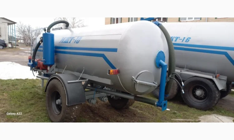 Бочка МЖТ 10 одноосна вакумна з навозним розкидачем 12м - фото № 4