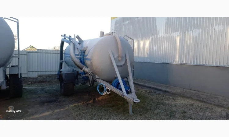 Бочка МЖТ-10 одноосная вакумная на 10м3 - фото № 4