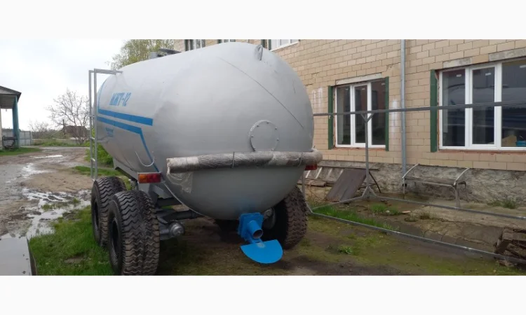 Бочка МЖТ-12 для навоза вакумна з розкидачем 12-14м - фото № 2