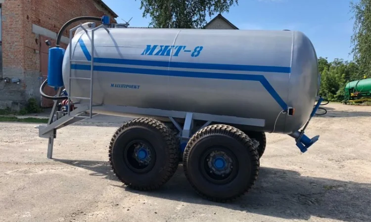 Бочка МЖТ.8 для навозу вакумна з розкидачем - фото № 1