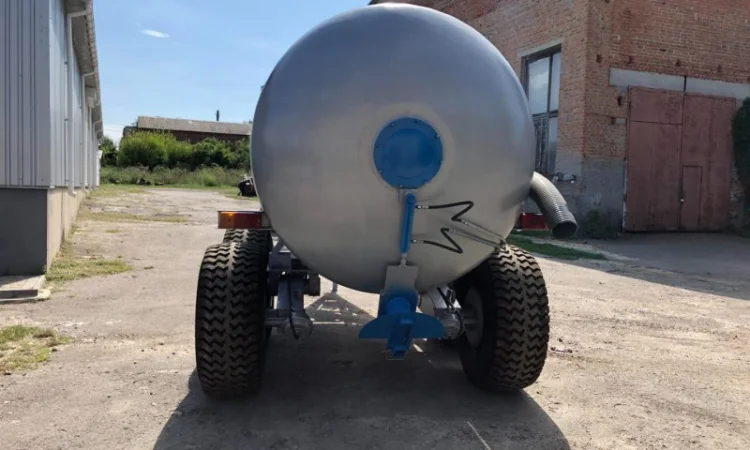 Бочка МЖТ.8 для навозу вакумна з розкидачем - фото № 4