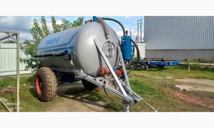 Бочка навоз МЖТ-6 (6м3) вакумна з розкидачем від виробника - фото № 3