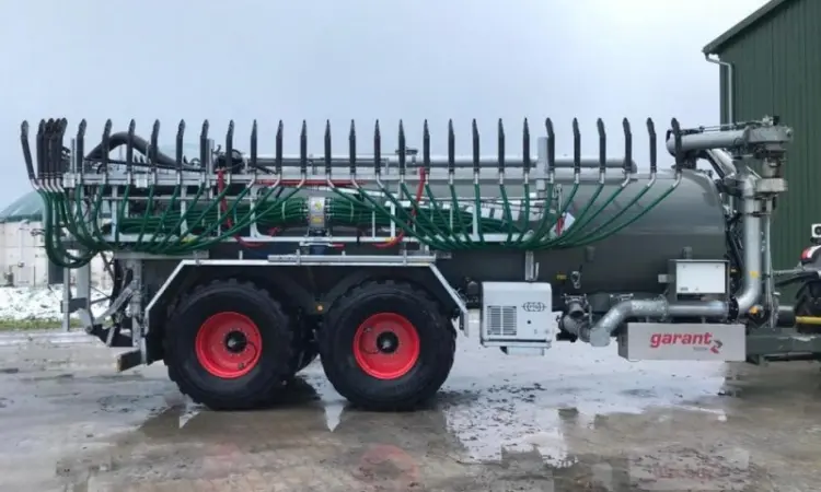 Причіпний розкидач органічних добрив Vogelsang SwingUp 18m Schleppschuh BaseRunner - фото № 2