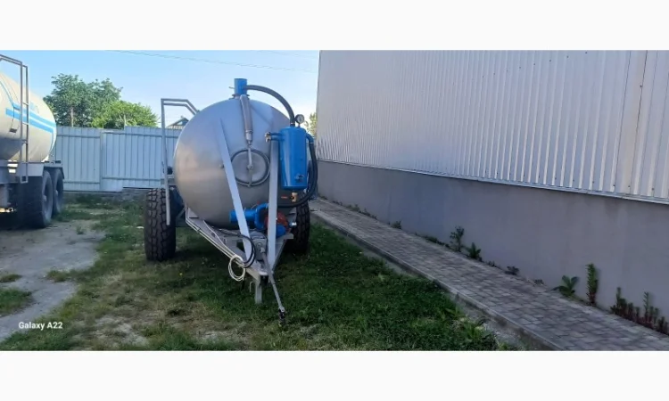 Бочка навозу МЖТ6 (6м3; 8мм; вакум КО503, розкидач) - фото № 5