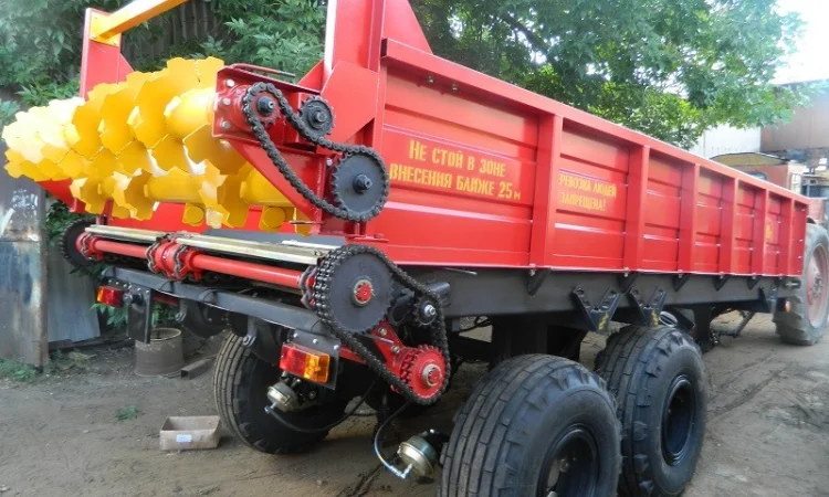 Разбрасыватель органических удобрений ПТР-7, ПРТ-10, РОУ-6 - фото № 1