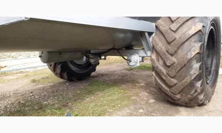 Причіп-бочка МЖТ-6 вакумна з розкидачем навозу - фото № 2