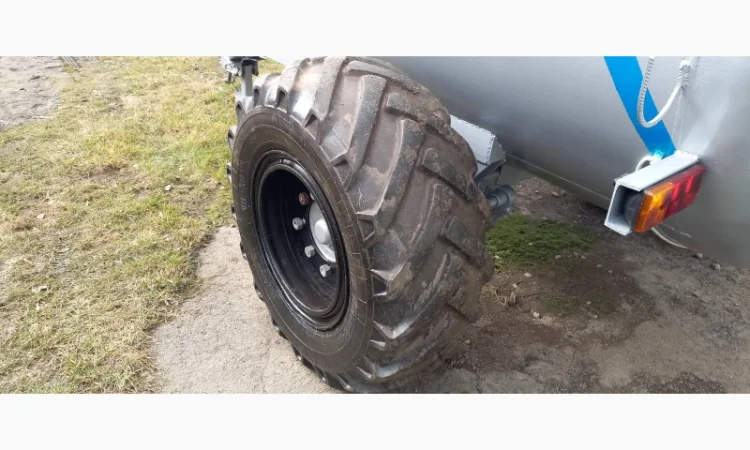 Причіп-бочка МЖТ-6 вакумна з розкидачем навозу - фото № 5