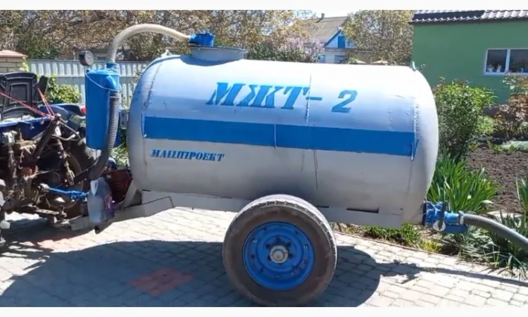 Бочка МЖТ-2 асенізаційна з розкидачем - фото № 1